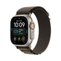 Apple Watch Ultra 4 49 mm Titane naturel – vue trois-quarts