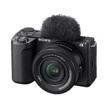 Sony ZV-E10 II avec objectif Black – vue trois-quarts